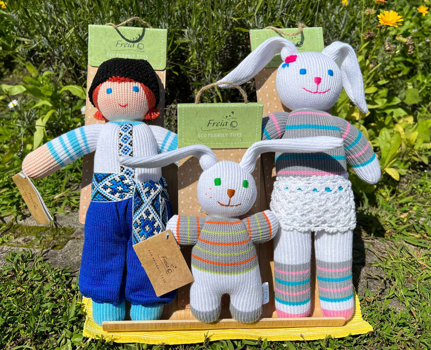 SOUVENIR DOLLS